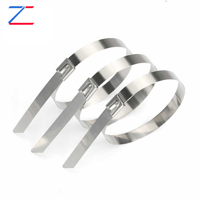 Conas a Sheachadann Liathróid Ceangail Cábla Cruach Dhosmálta Marthanacht agus Feidhmíocht Gan Chomhoiriúnú?